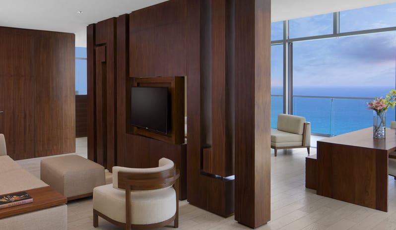 Secrets The Vine-Master Suite Ocean Front 2_5986